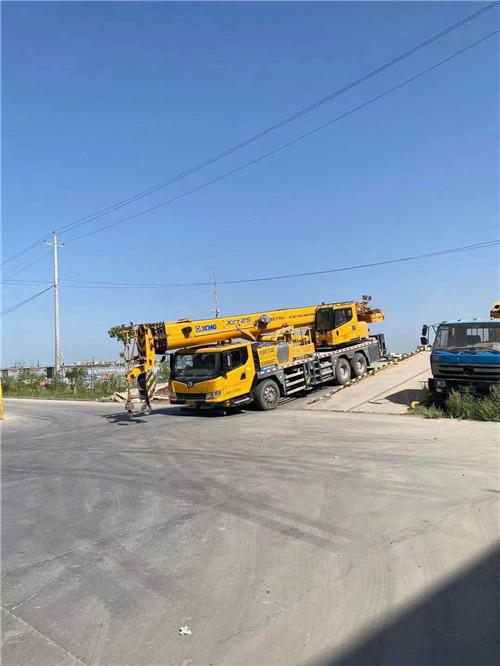 张家界市吊车作业时，可能会产生哪些额外收费项目？